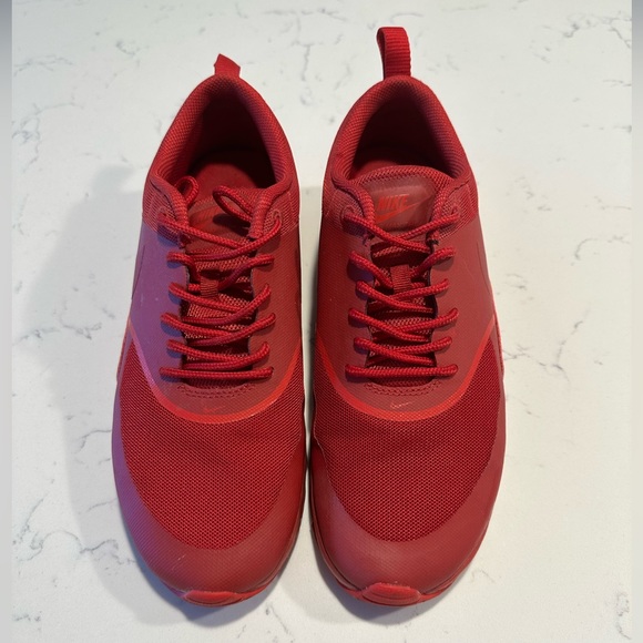 Nike Air Max Thea in Ruby red - Picture 5 of 8